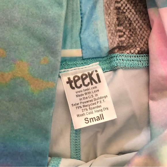 NWOT Teeki Tarot Magic Leggings Size Small - Picture 3 of 4